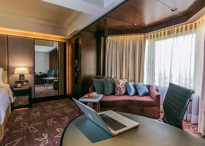 Diamond Philippines Hotel 5*