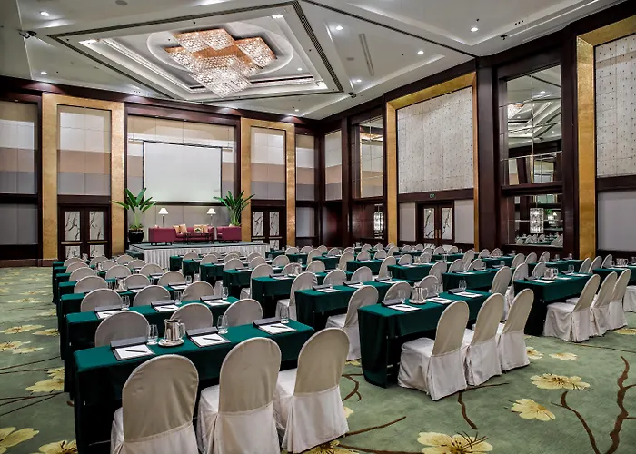 Hotel Diamond Philippines 5*